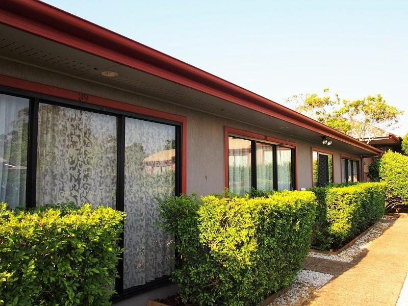 Springwood Motor Inn Екстериор снимка