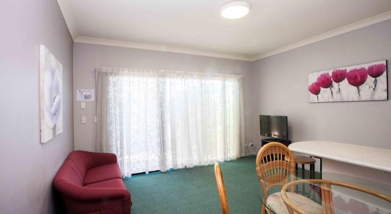Springwood Motor Inn Екстериор снимка