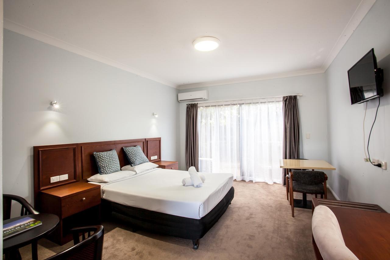 Springwood Motor Inn Екстериор снимка