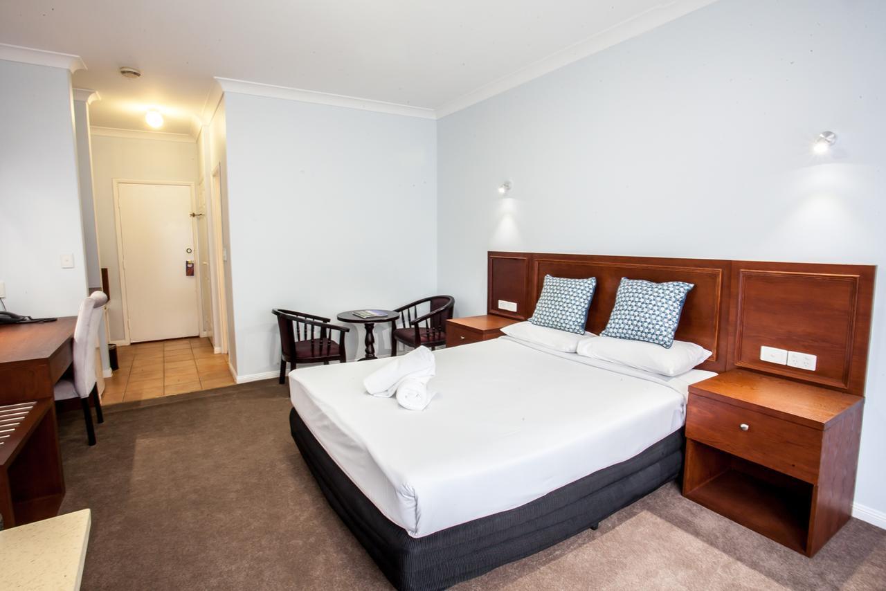 Springwood Motor Inn Екстериор снимка