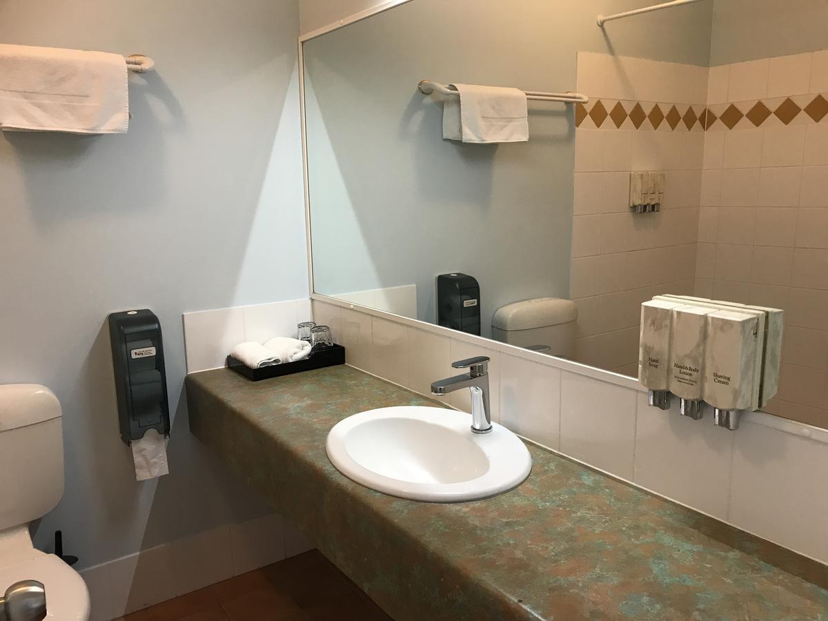 Springwood Motor Inn Екстериор снимка